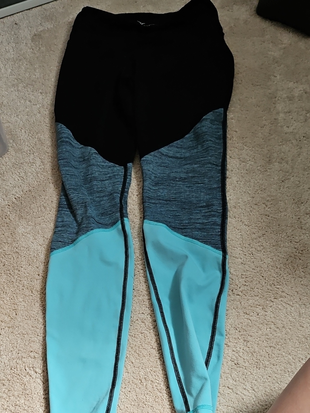 Old Navy Women’s Colorblock Swim Leggings - Black & Aqua
